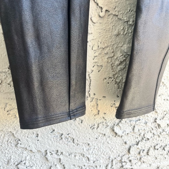 SPANX Faux Leather Leggings Women’s Medium  NWOT - Picture 6 of 12